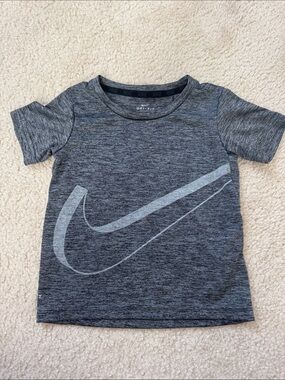 Nike Kids Heather Gray Dri-fit Short Sleeve Tee with Large Swoosh size 3T